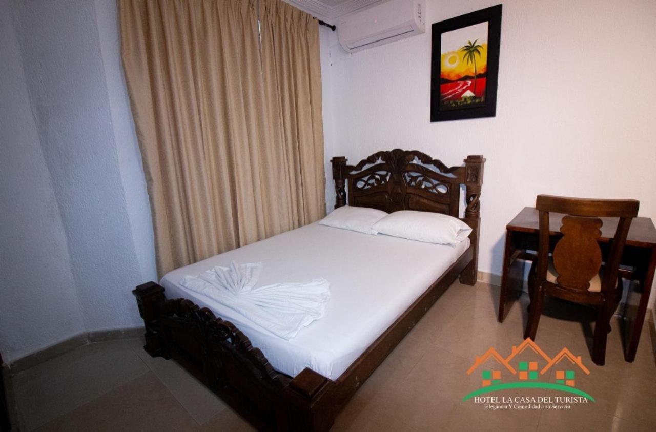 Hotel La Casa Del Turista Cartagena ภายนอก รูปภาพ