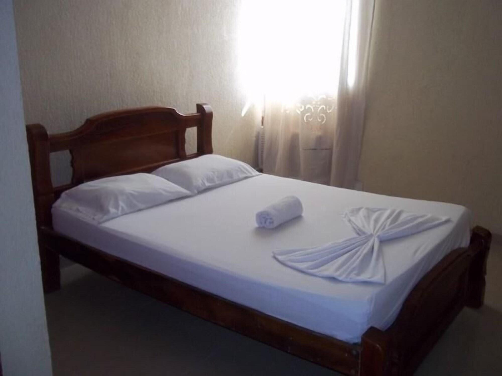 Hotel La Casa Del Turista Cartagena ภายนอก รูปภาพ
