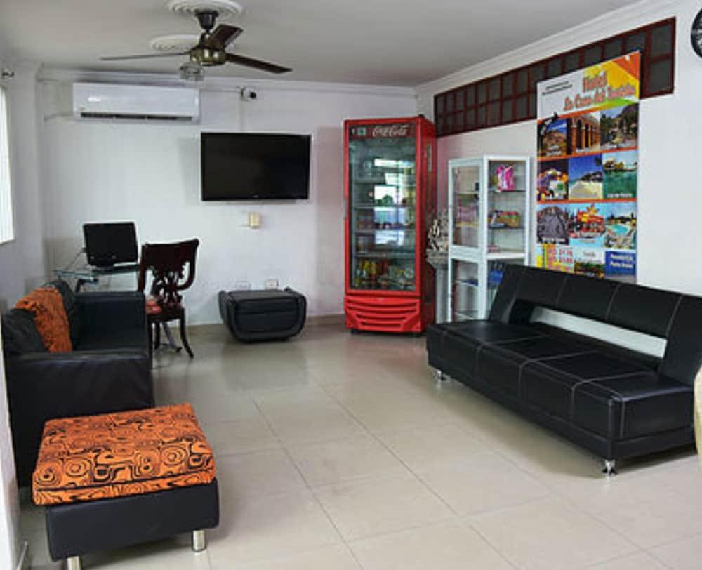 Hotel La Casa Del Turista Cartagena ภายนอก รูปภาพ