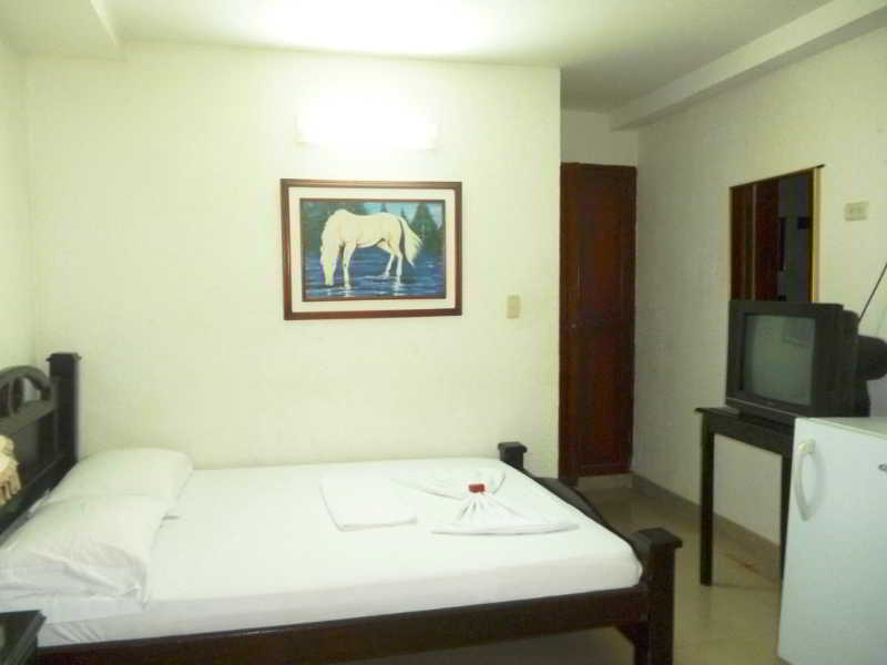 Hotel La Casa Del Turista Cartagena ภายนอก รูปภาพ